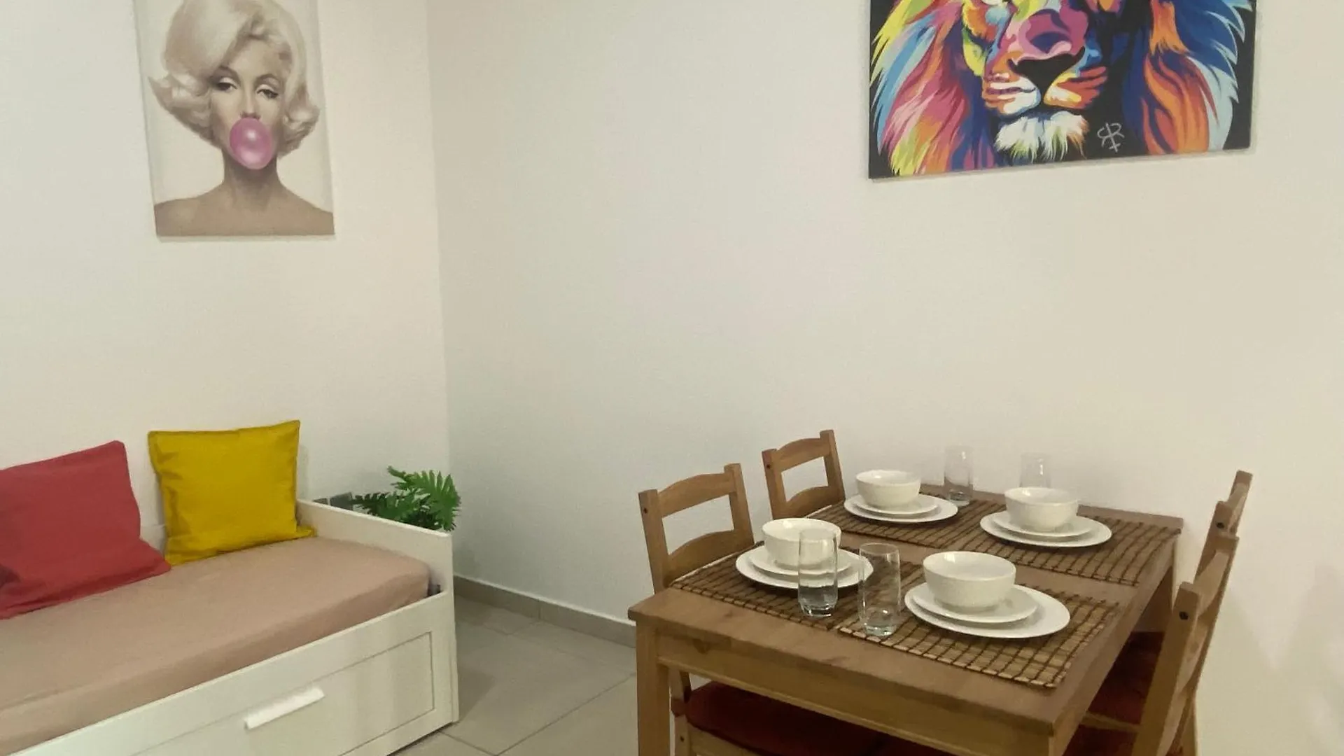 Lovely Apt Dubai Marina 0*,